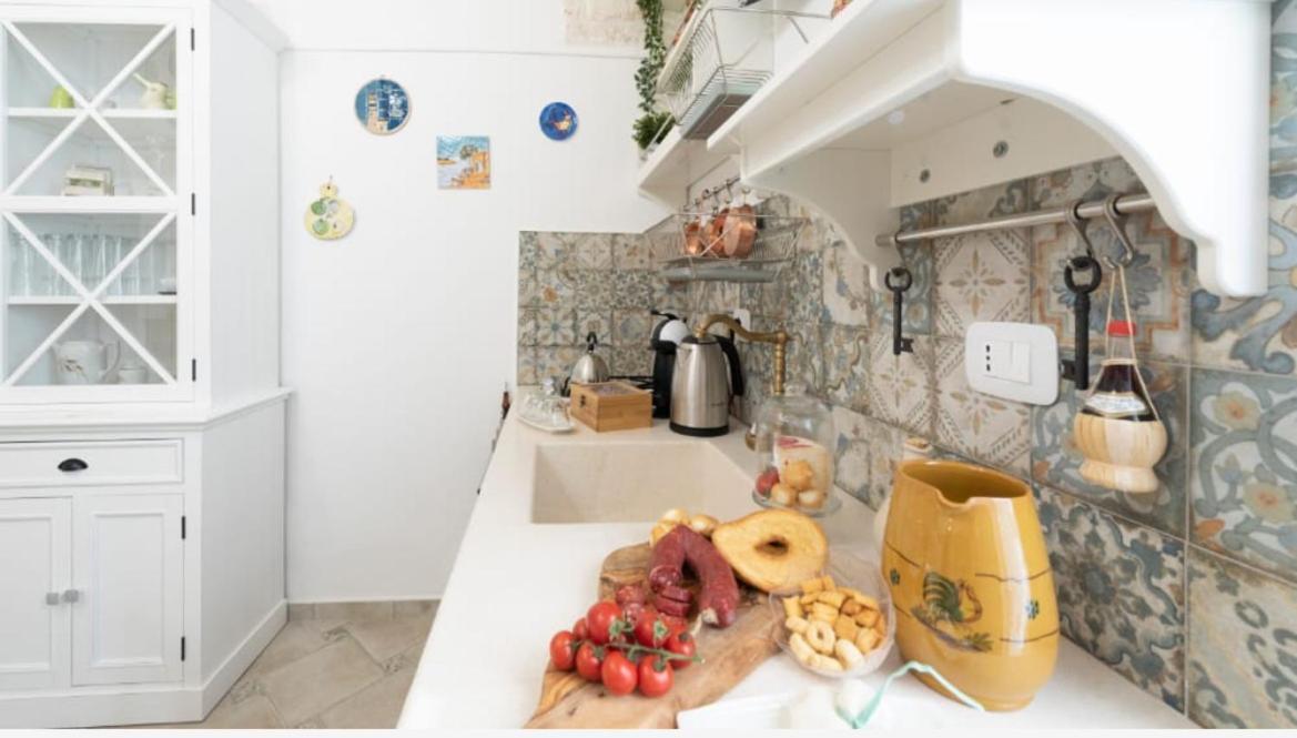 Le Alcove Del Leopardi Villa Ostuni Eksteriør billede